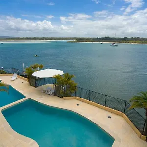 Commodore Apartment Noosa Heads