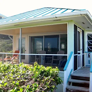 Blue Horizon Conch Bar